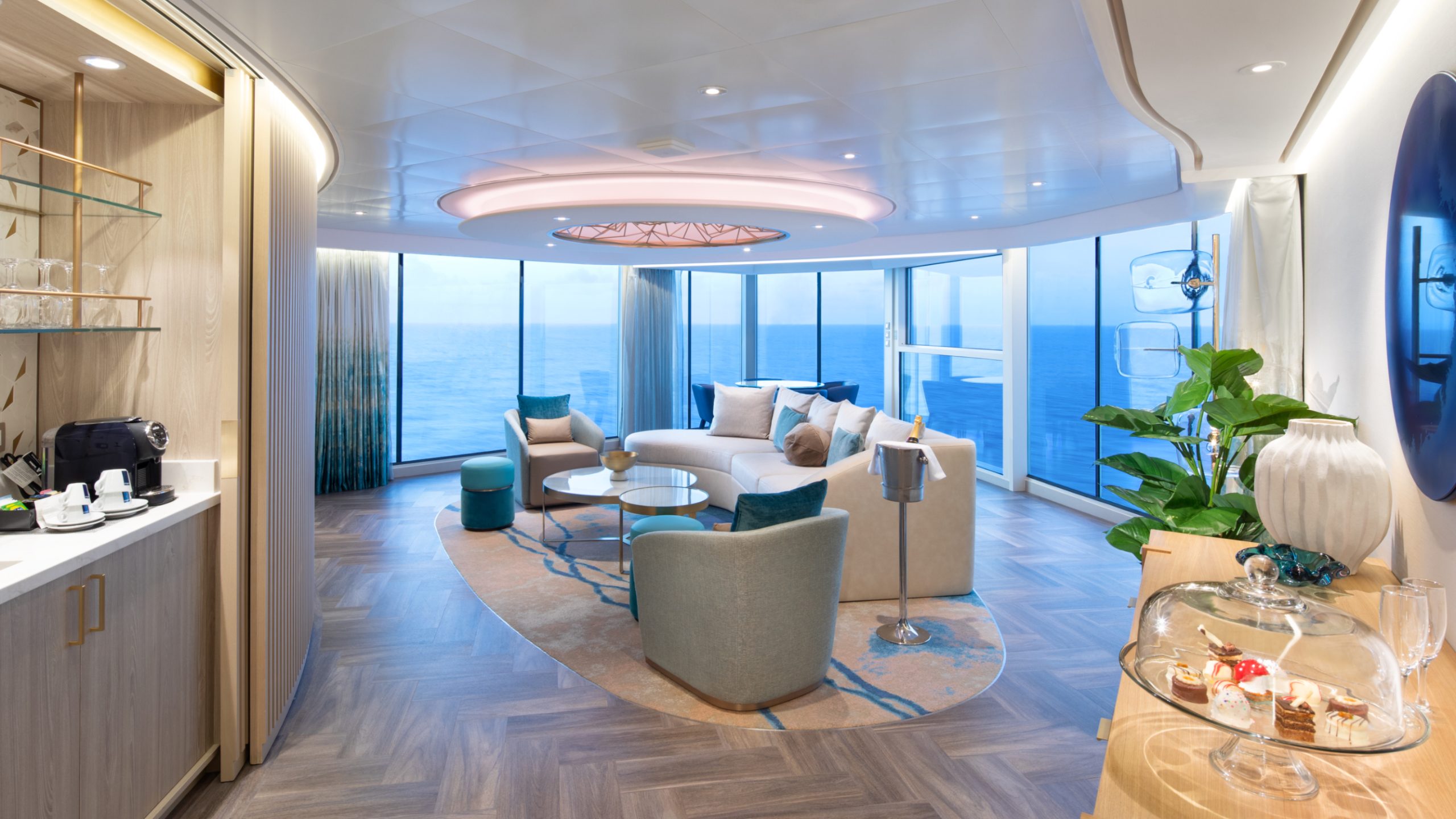 Royal Caribbean, Solarium Suite, Utopia of the Seas, Infinite Balcony Window