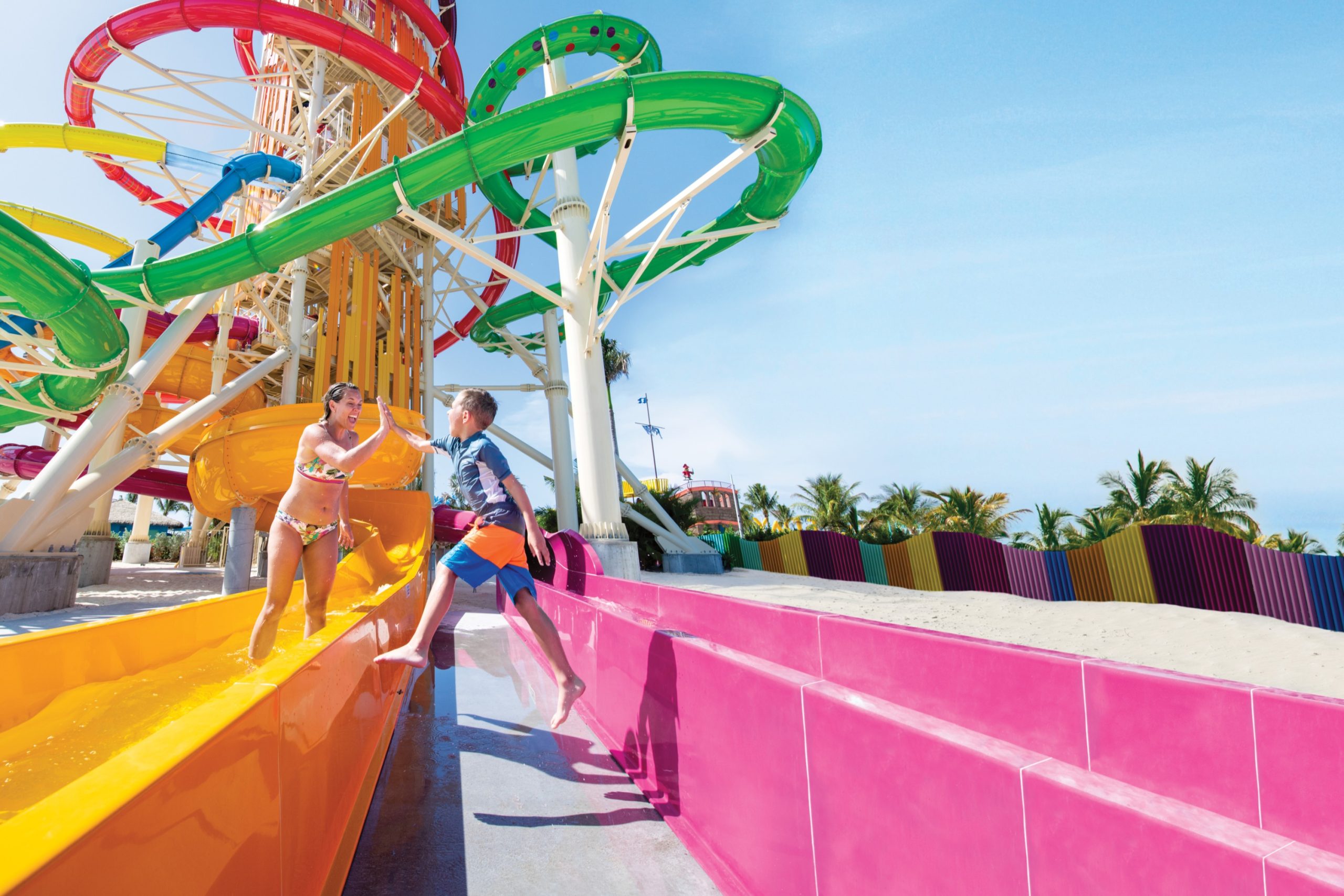 Royal Caribbean, Thrill Waterpark, Daredevils Tower, Manta Racers