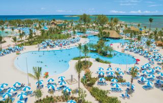 Exploring Oasis Lagoon: The Ultimate Guide to Royal Caribbean's Largest Freshwater Pool in the Caribbean