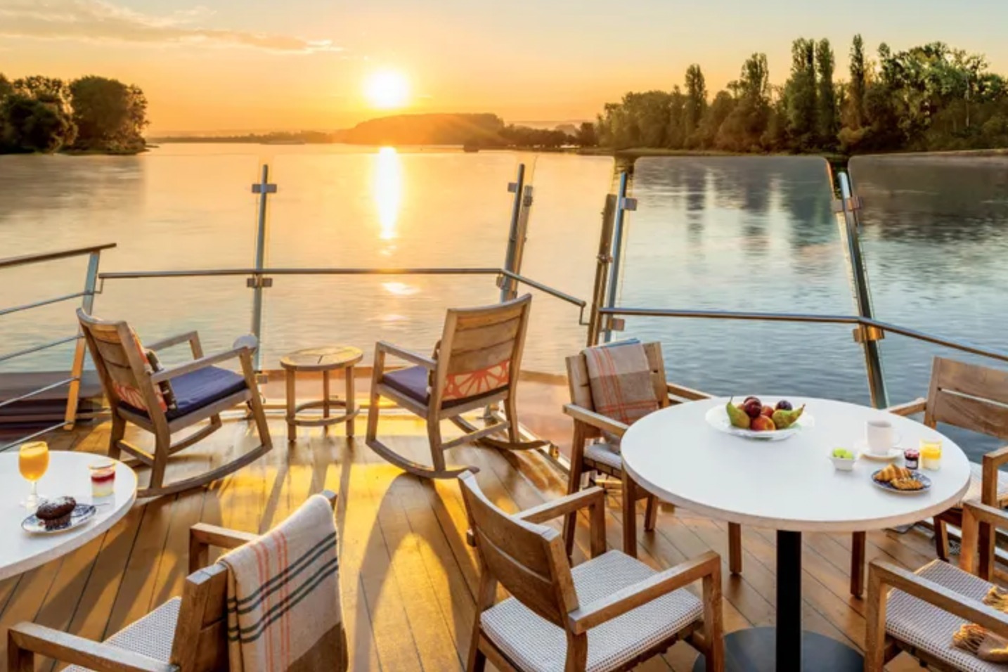 Viking River Cruises - The Ultimate Dining Guide to the Viking Longships