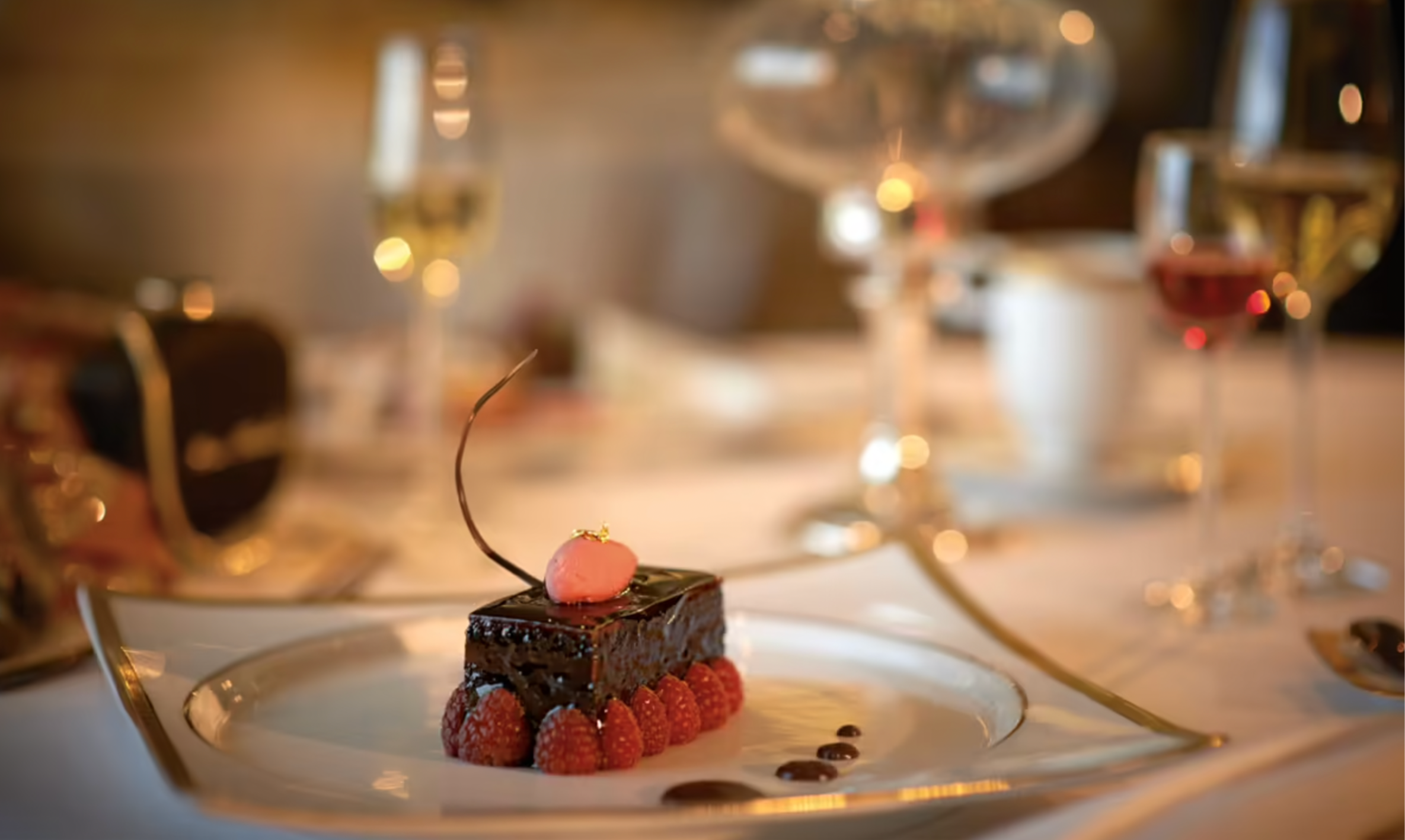Enjoy a Luxurious Dining Experience in La Dame Onboard a Silversea Ship