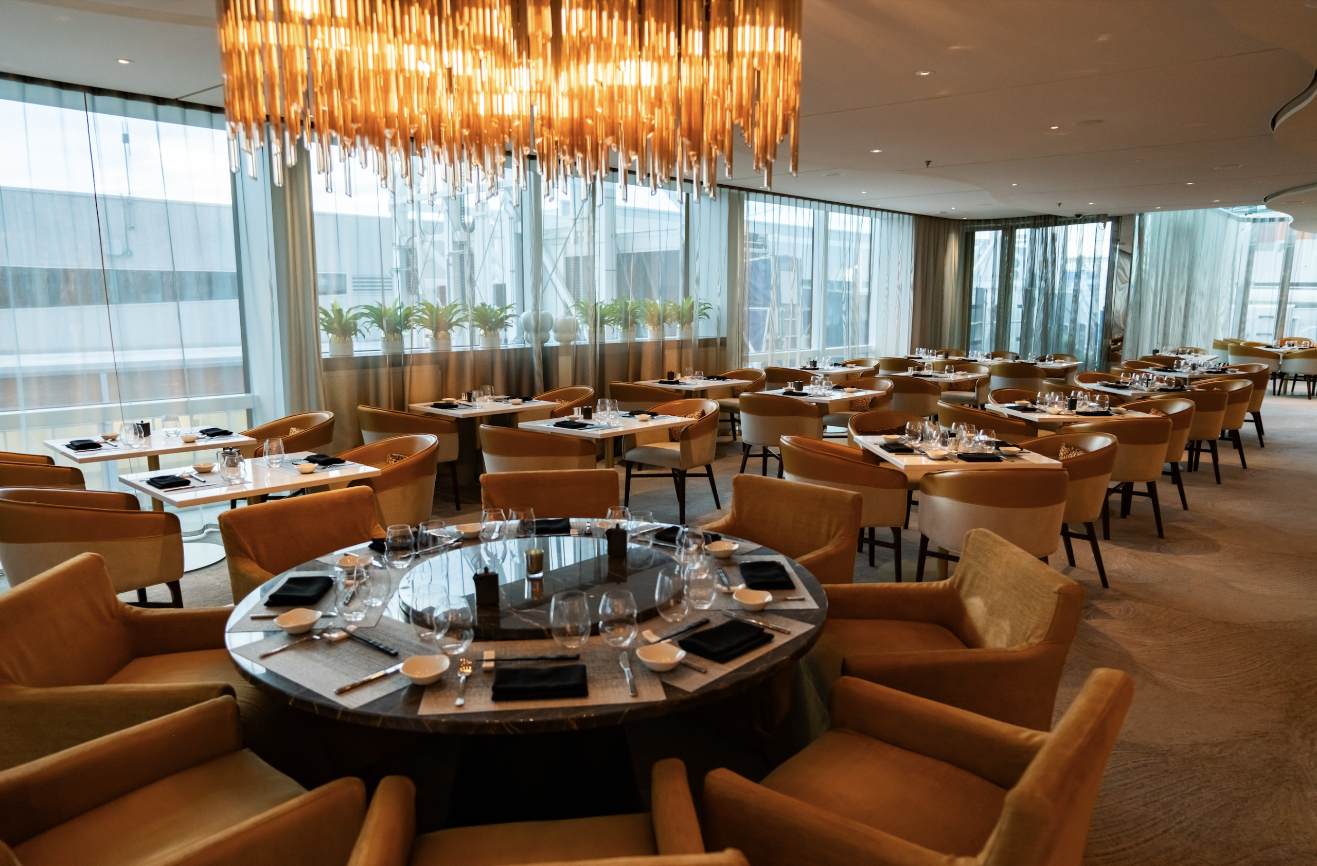 Celebrity Ascent, Edge Class, Celebrity Cruises, Raw on 5