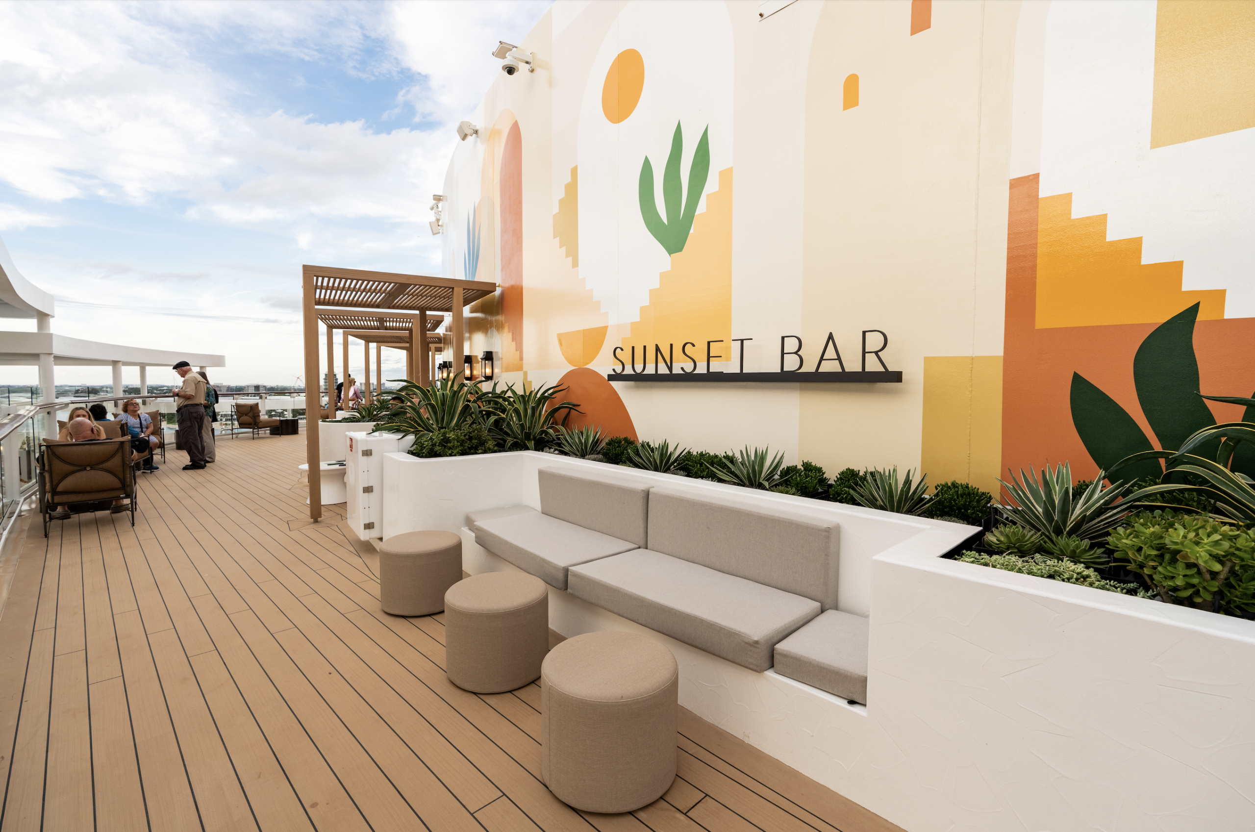 Celebrity Ascent, Edge Class, Celebrity Cruises, Sunset Bar