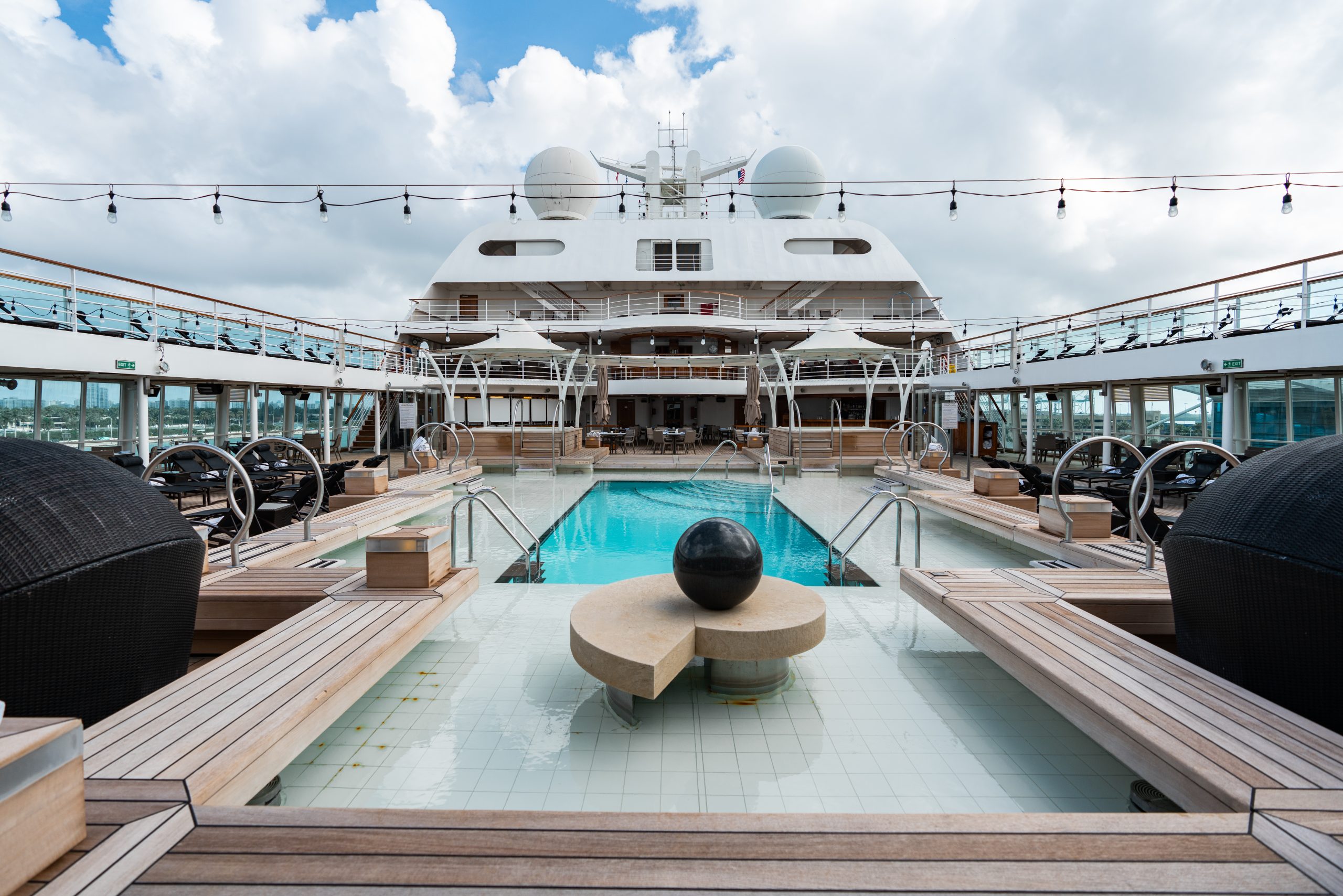 Seabourn Sojourn - Full Ship Overview