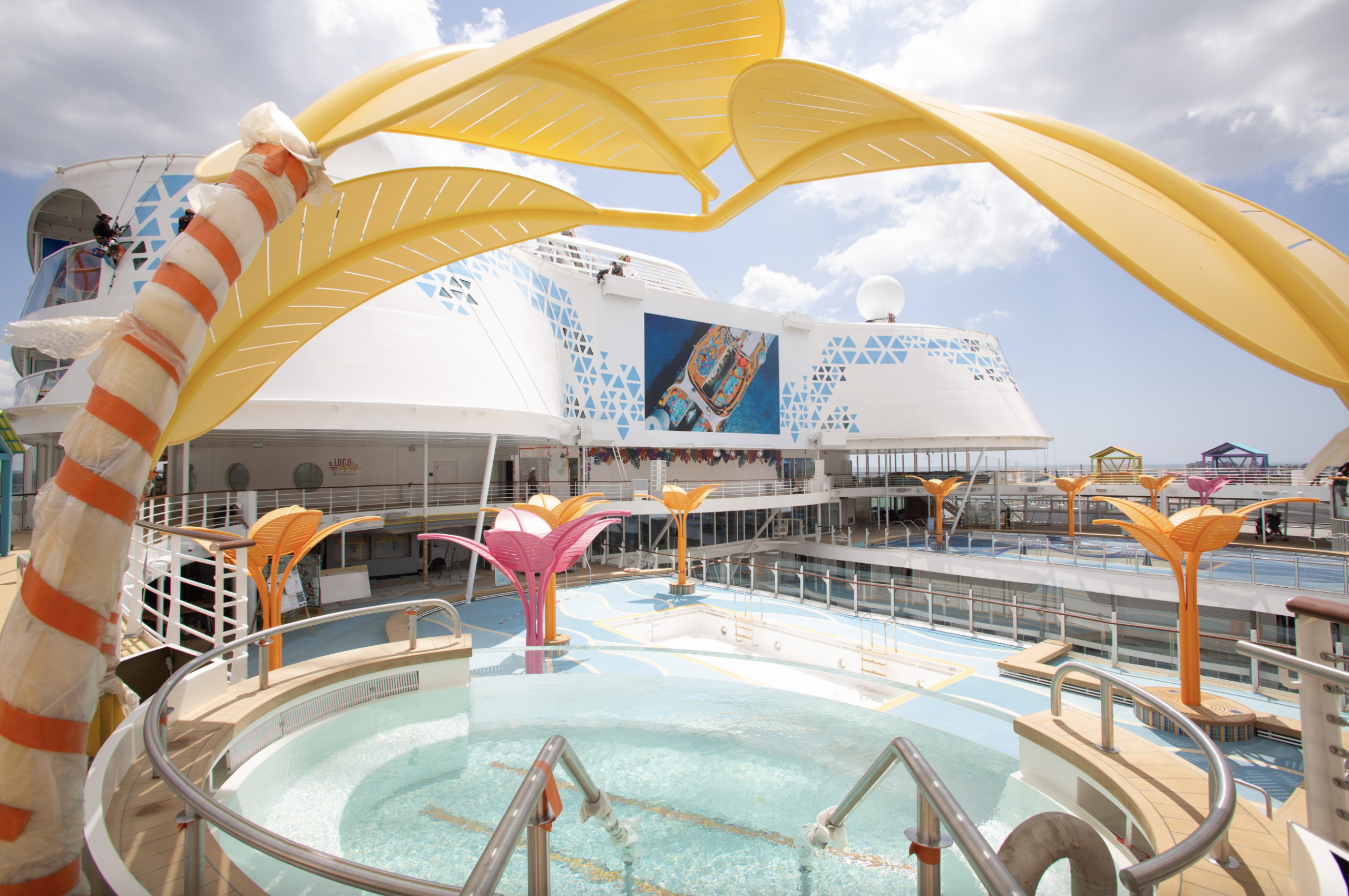 Royal Caribbean, Oasis Class, Utopia of the Seas, Pool Deck