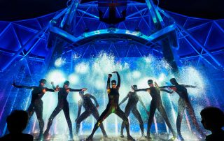 The Unforgettable Show: Royal Caribbean's AquaTheater on Icon and Oasis Class Ships