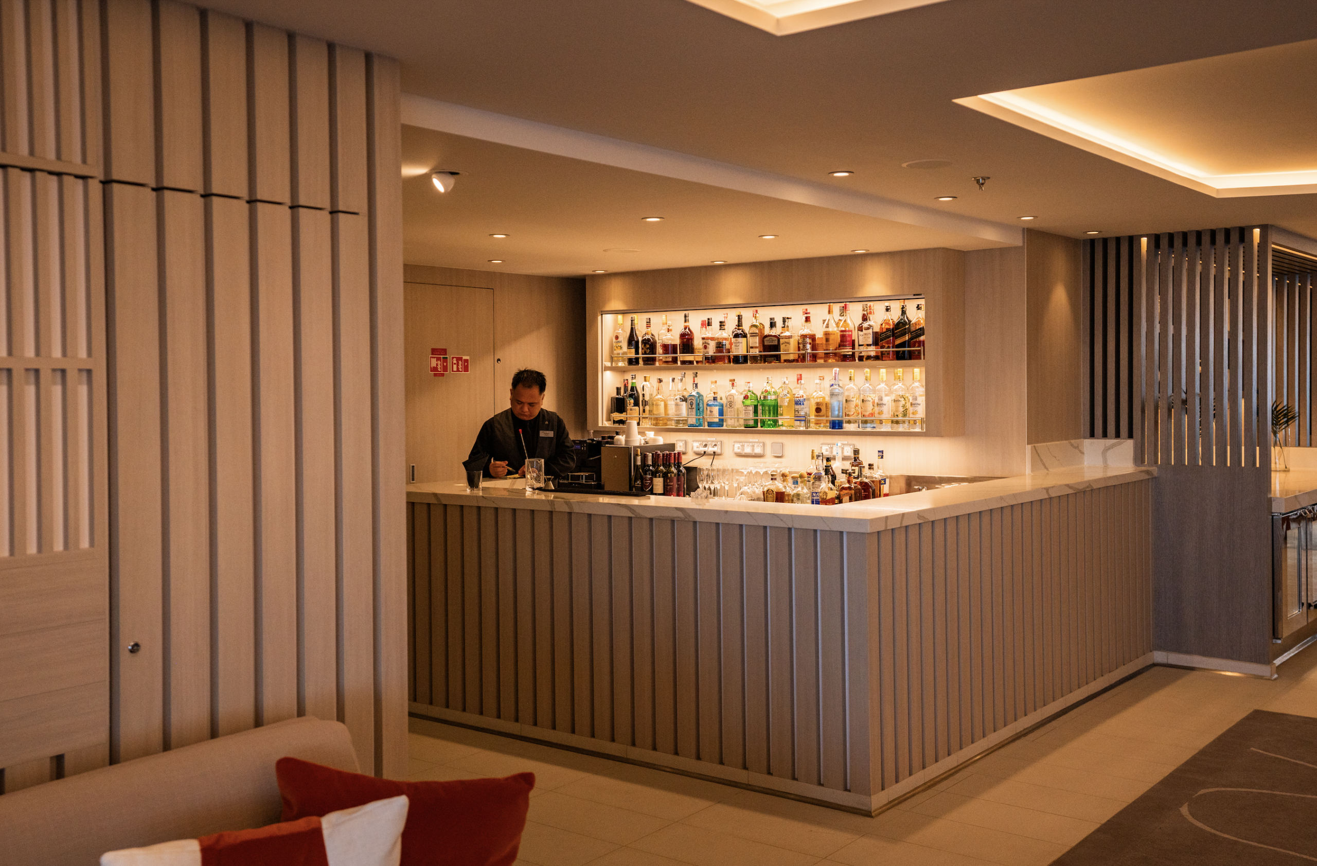 Celebrity Ascent, Edge Class, Celebrity Cruises, The Retreat Lounge