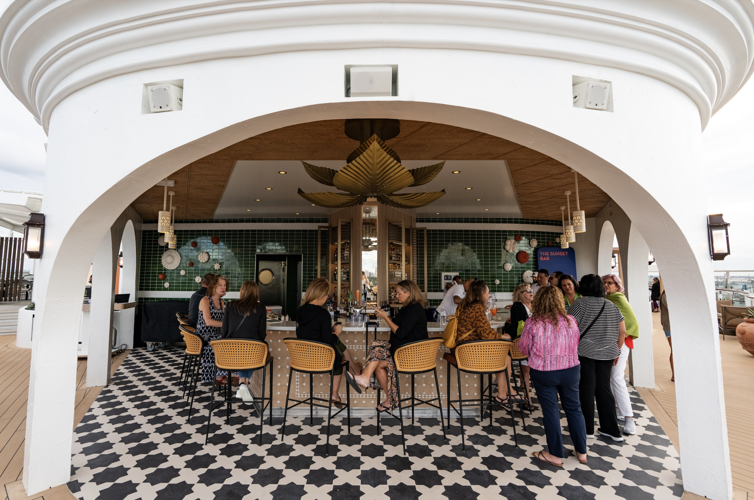 Celebrity Ascent, Edge Class, Celebrity Cruises, Sunset Bar