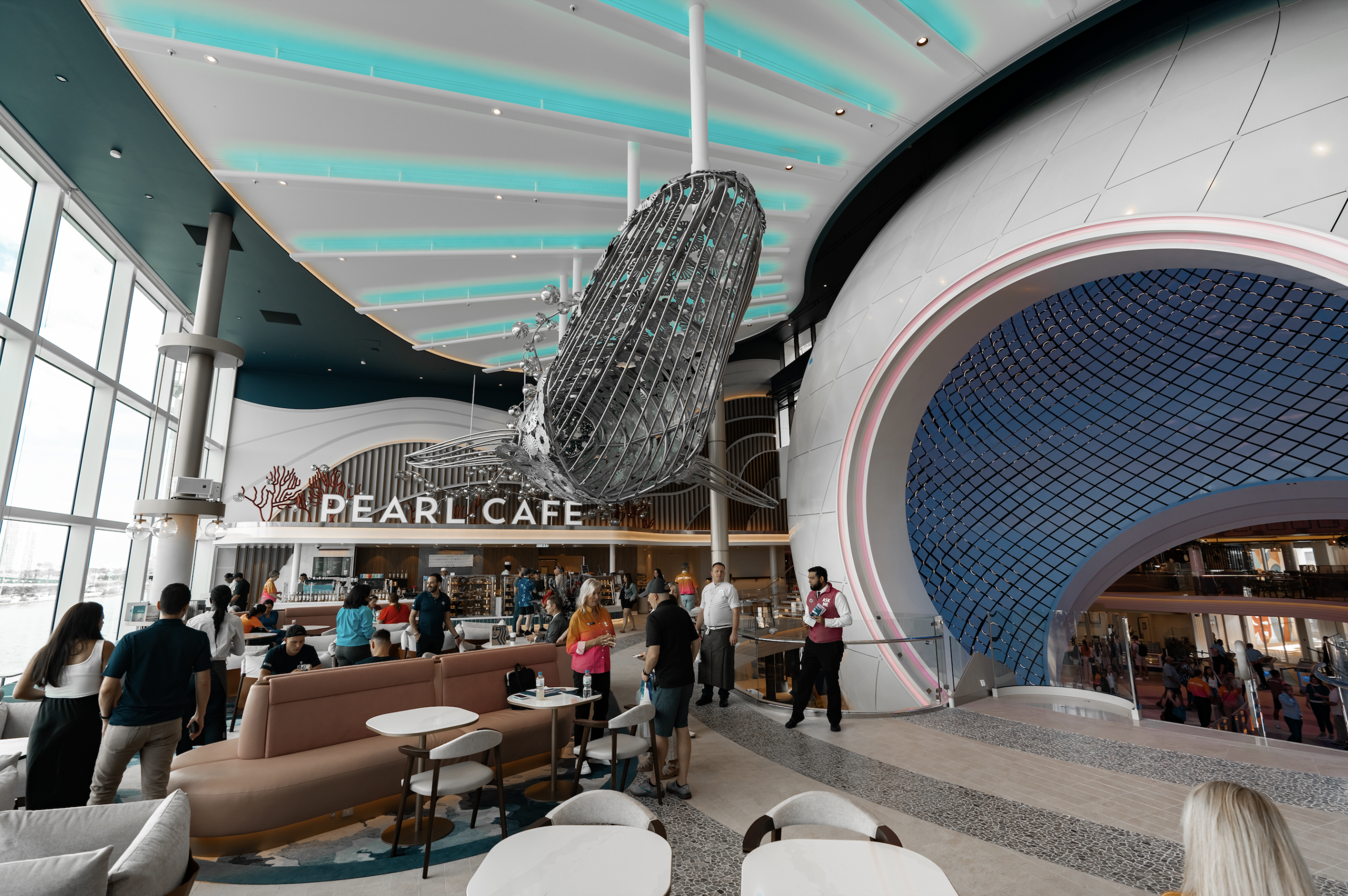 Royal Caribbean, Icon of the Seas, Harr Travel, Pearl Cafe