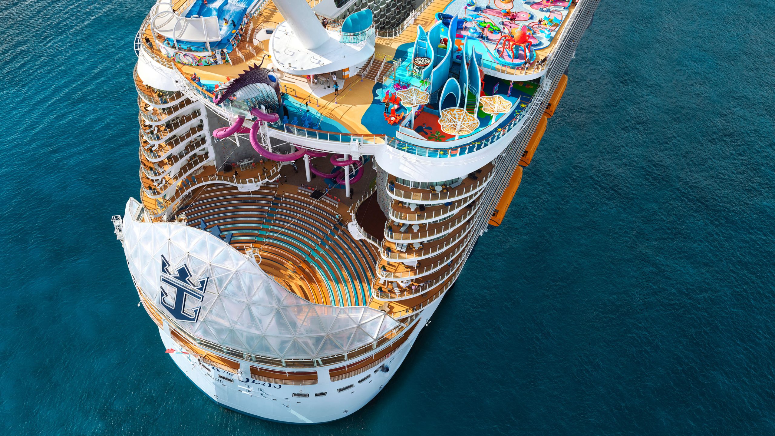 AquaTheater, Royal Caribbean, Oasis Class