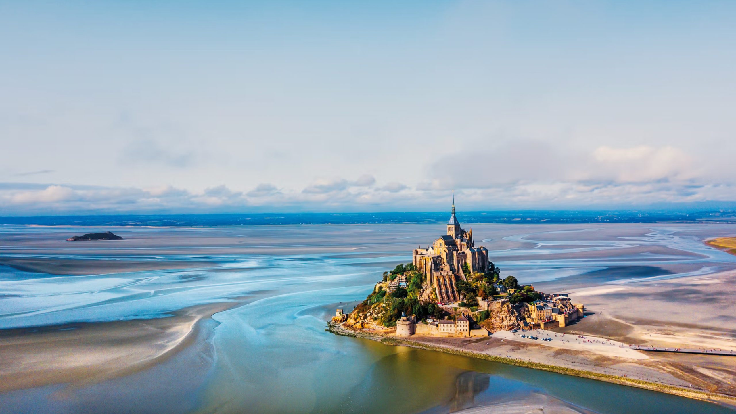 Silversea Cruises, S.A.L.T. Experiences, S.A.L.T. Program, France
